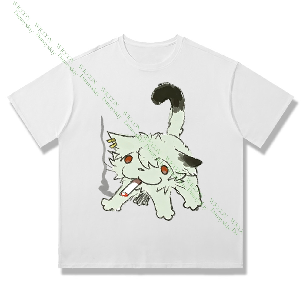 Chainsmoker Cat Yaniko Satou C - Anime Merchandise T-Shirts recension och pris