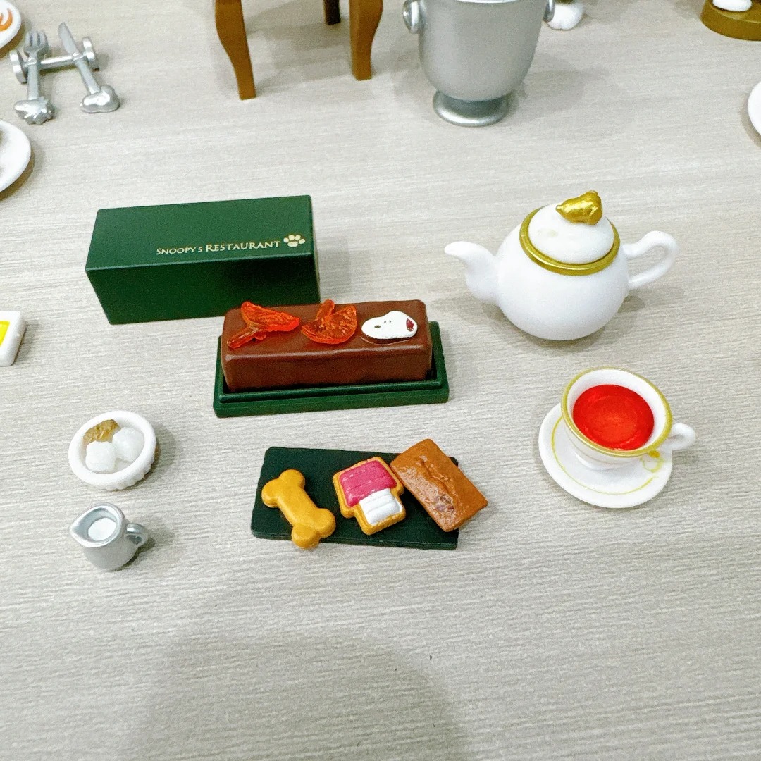 rement Snoopy Restaurant Ameri - Figure Display Box recension och pris